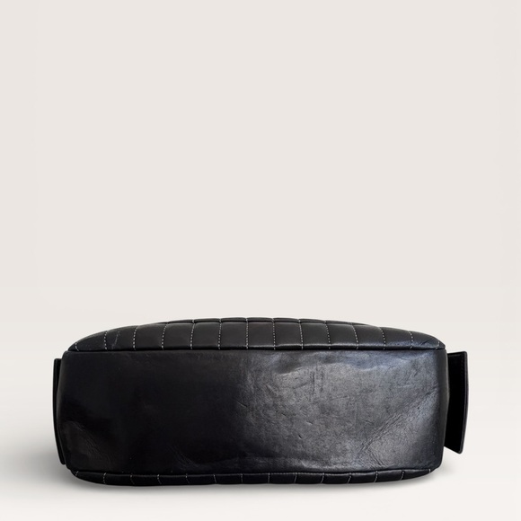 Vintage Chanel Black Quilted Leather Chain Shoulder Bag with box and dust bag - Picture 4 of 6